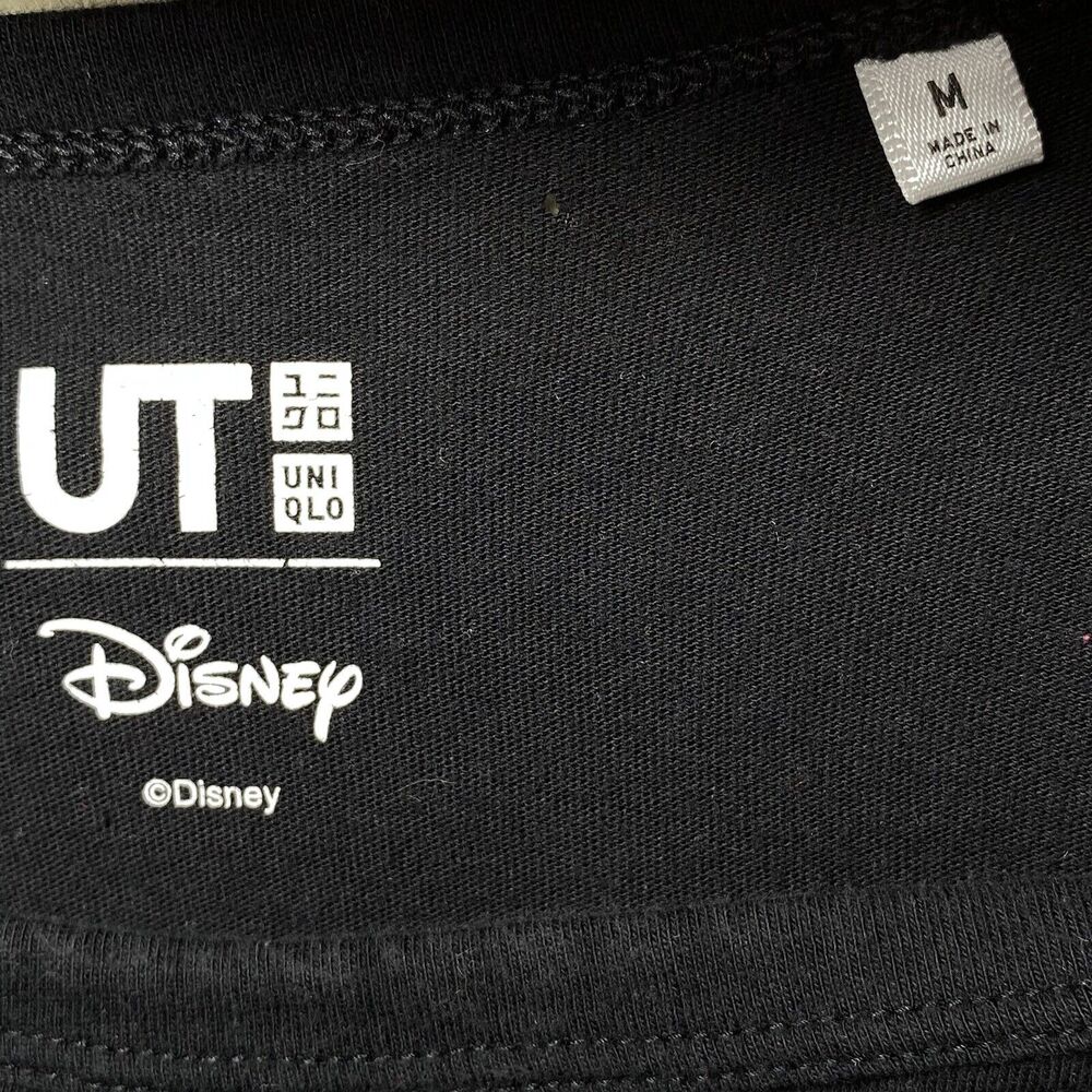 UNIQLO x Disney Women’s Medium Minnie Mouse "Let's Stay Outside" Graphic T Shirt - Picture 3 of 11